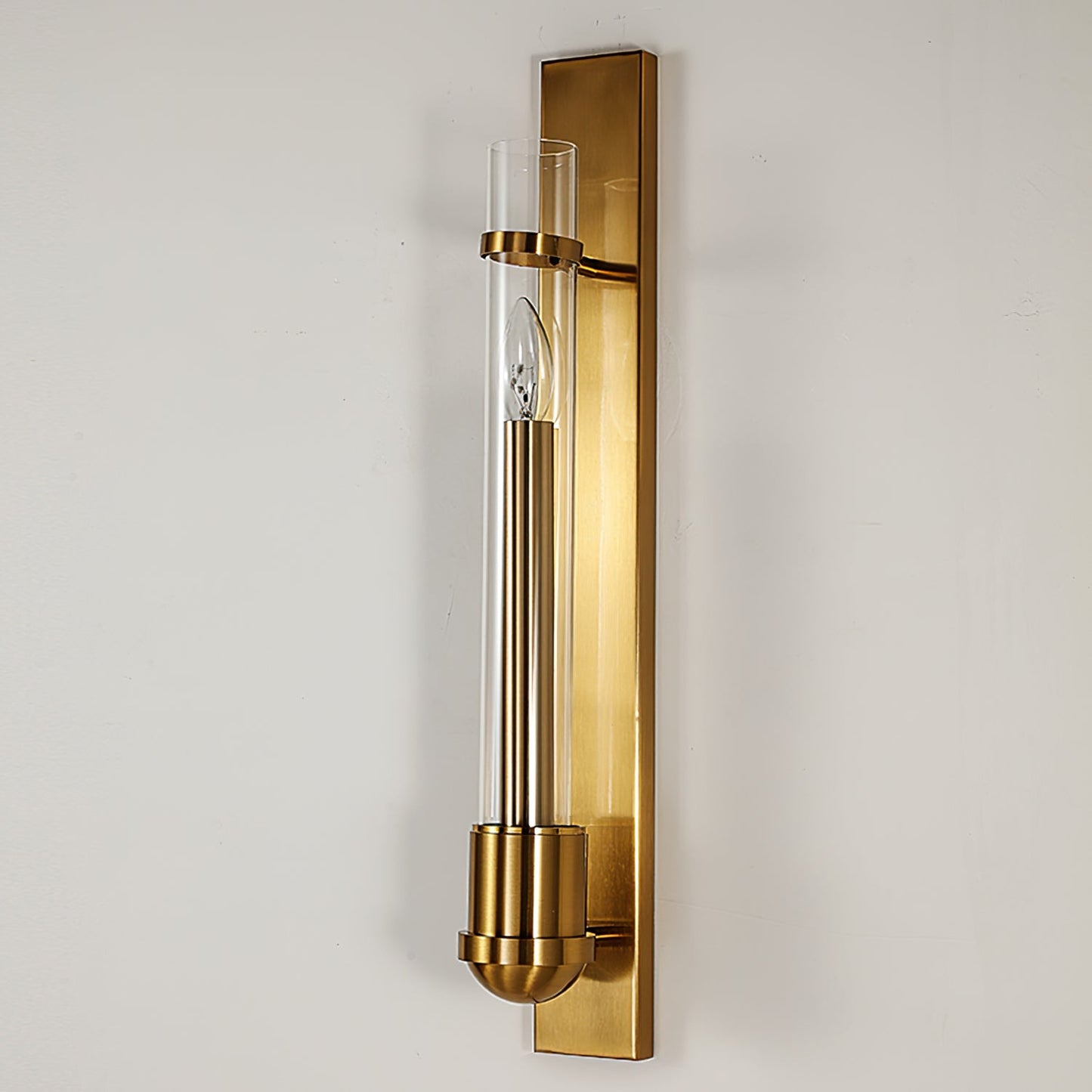 Pike Wall Lamp