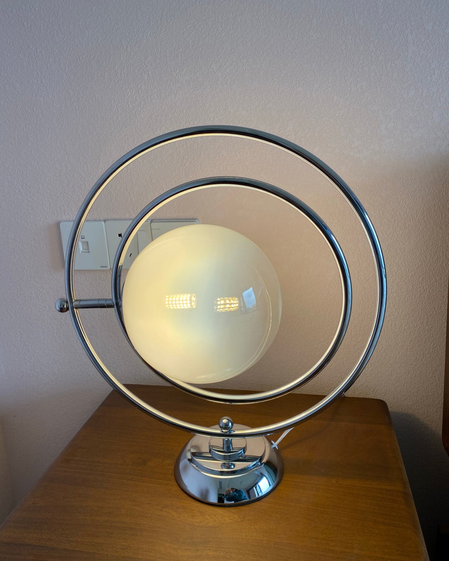 Planet Table Lamp