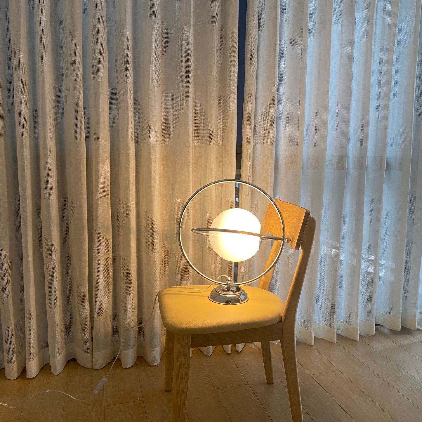 Planet Table Lamp