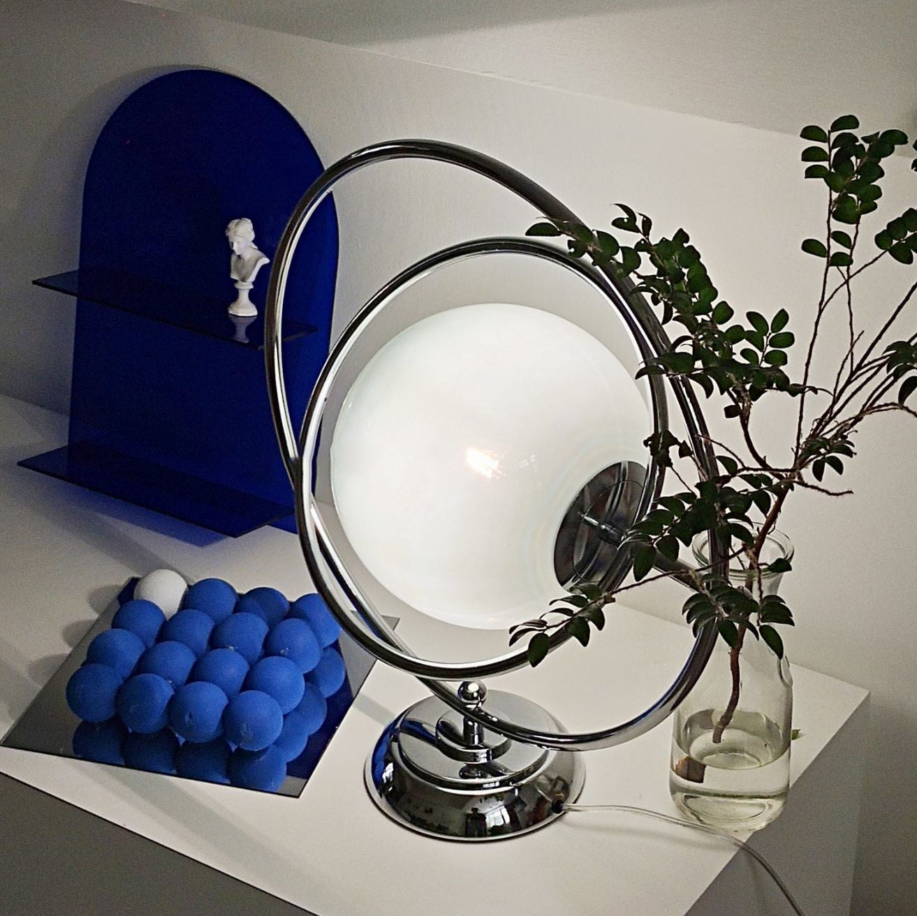 Planet Table Lamp
