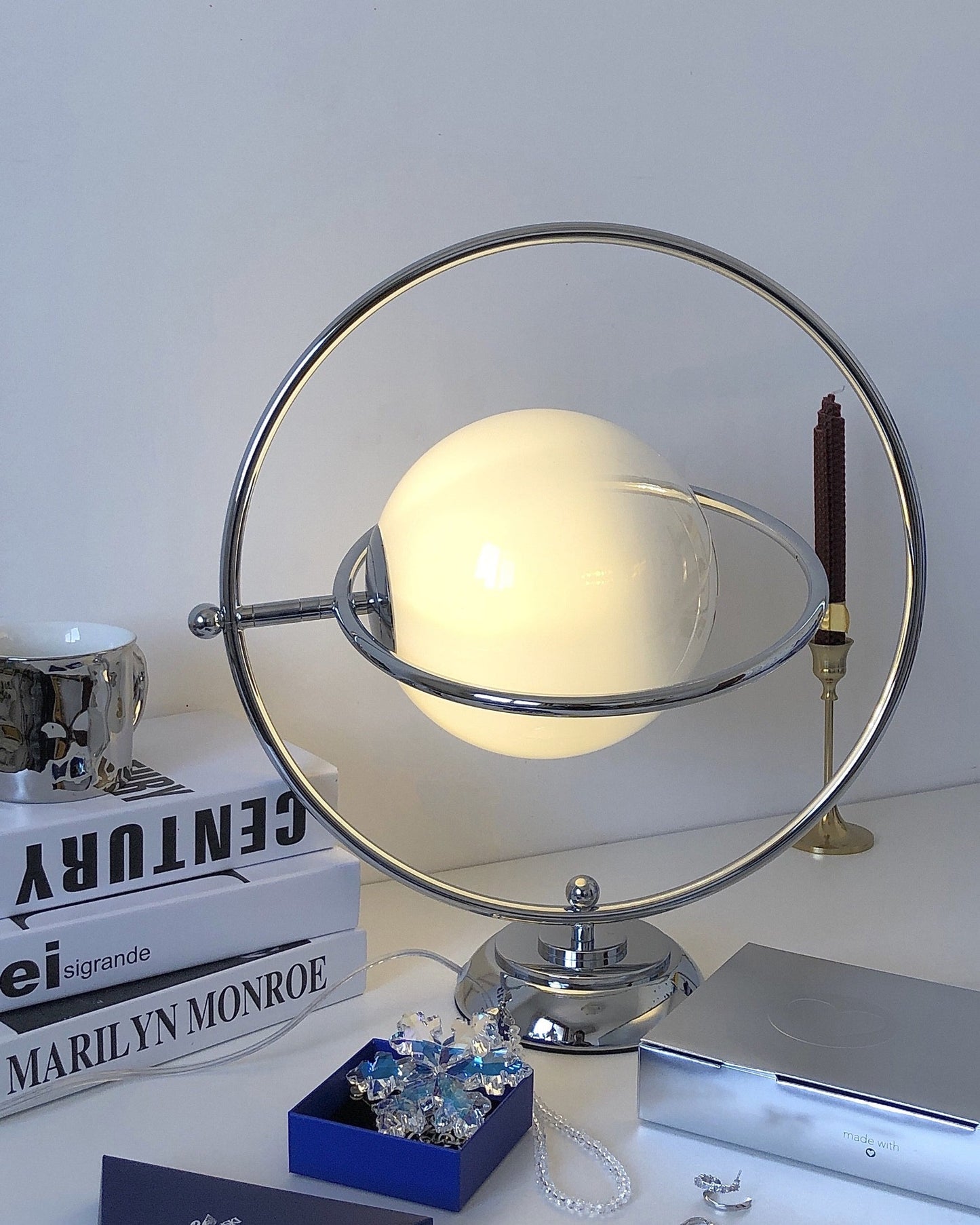 Planet Table Lamp