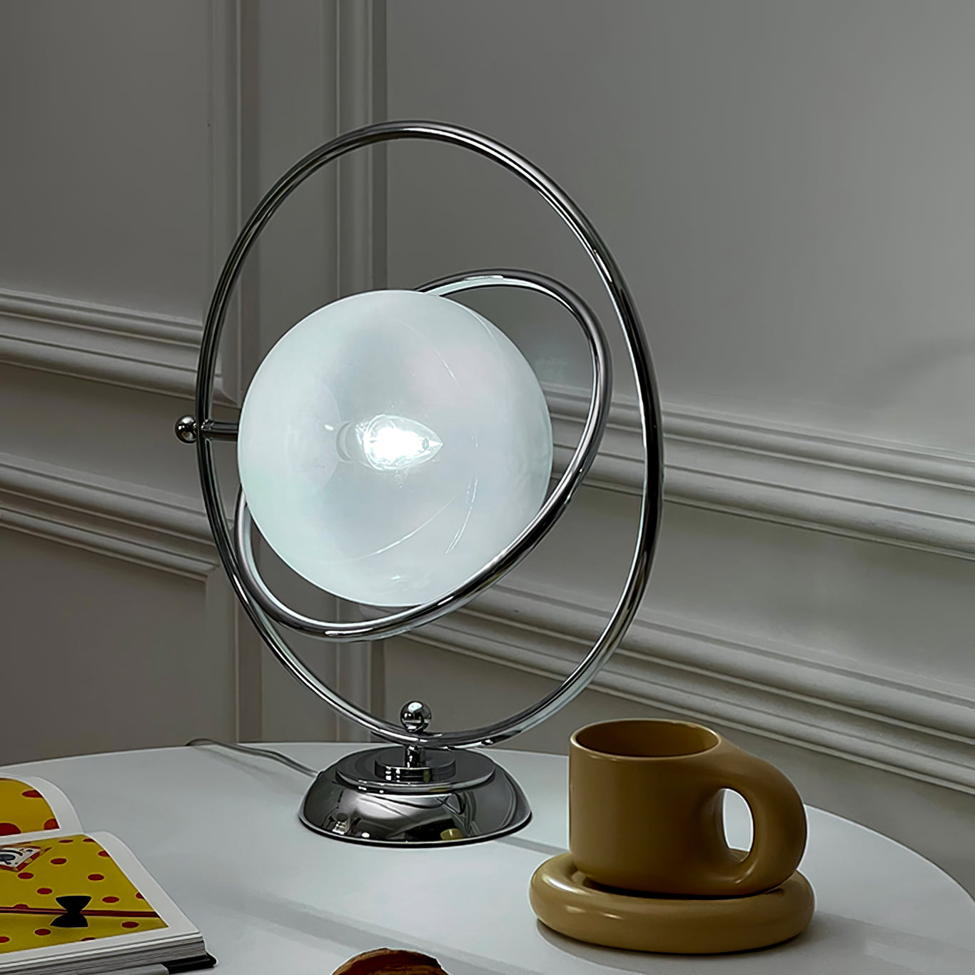 Planet Table Lamp