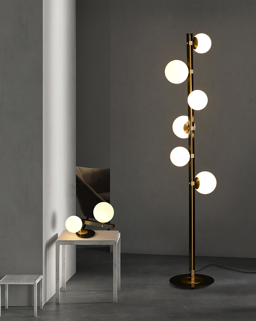 Planeta Floor Lamp