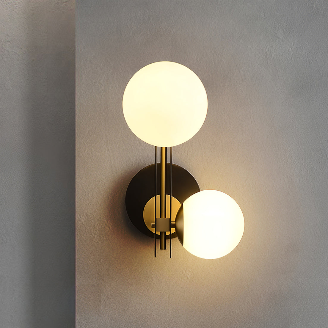 Planeta Wall Lamp