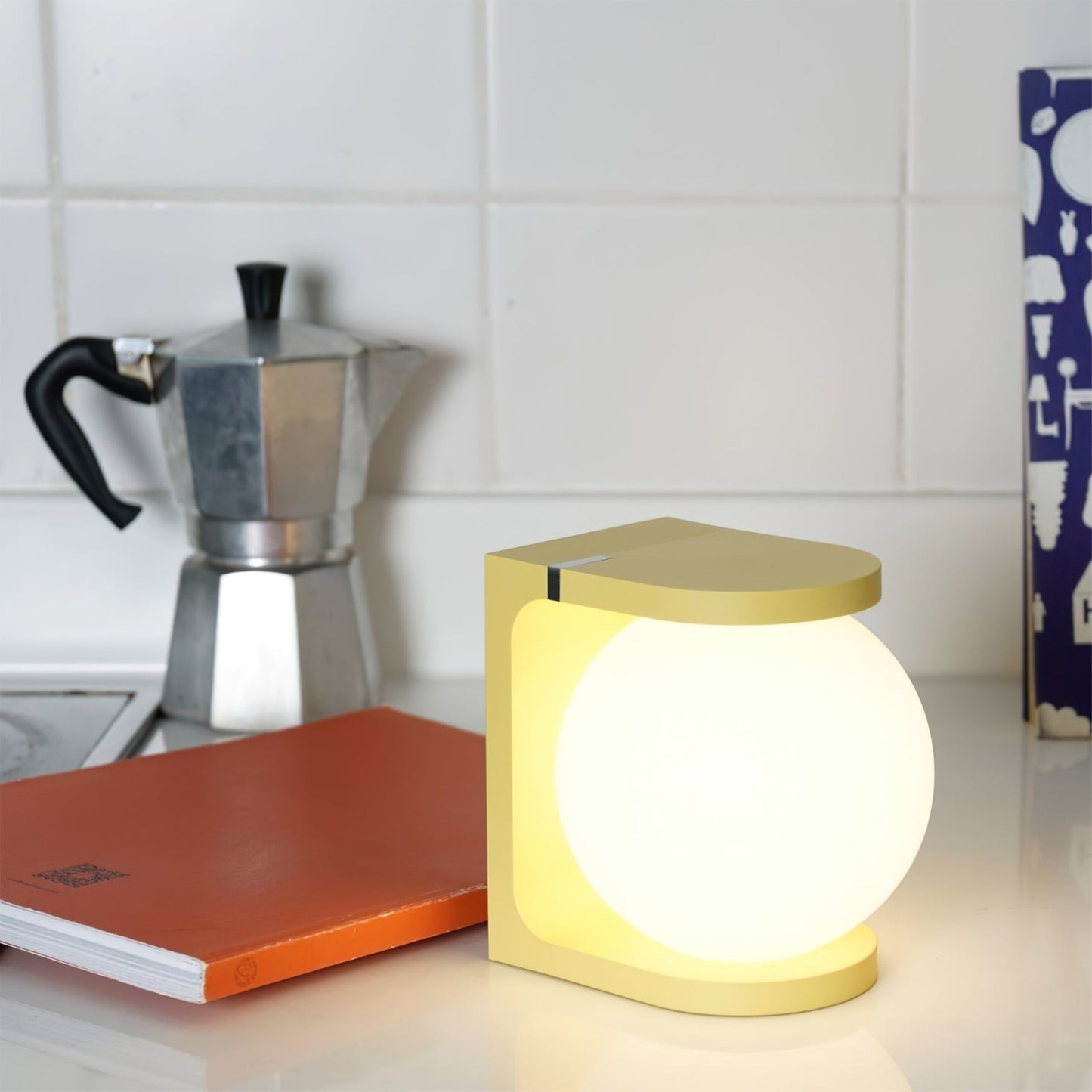 Plat Table Lamp