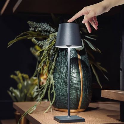 Doku Built-in Battery Table Lamp