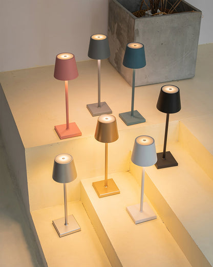 Doku Built-in Battery Table Lamp