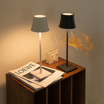 Doku Built-in Battery Table Lamp