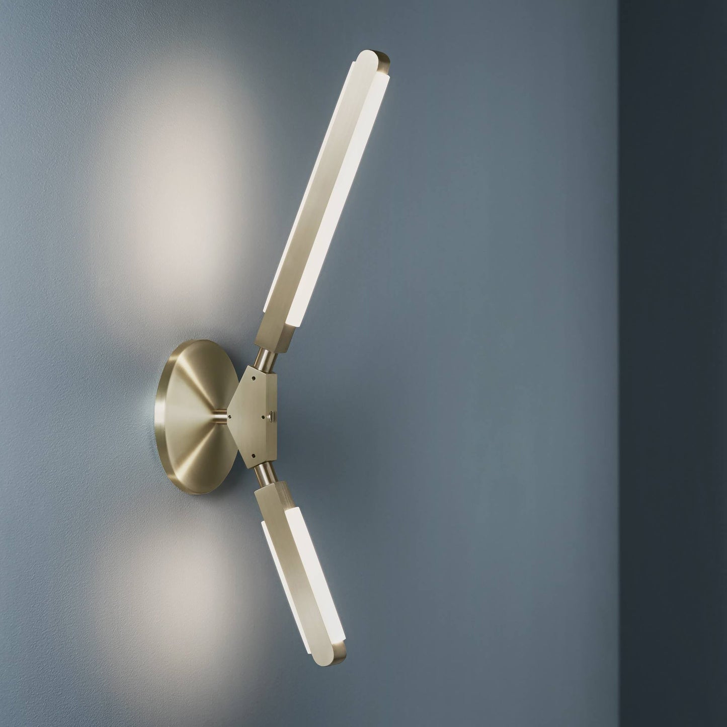 Pris K Wall Lamp