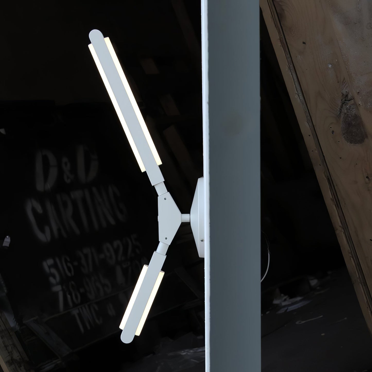 Pris K Wall Lamp