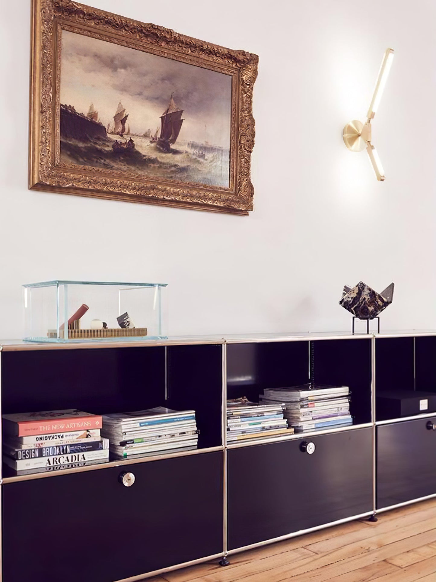 Pris K Wall Lamp