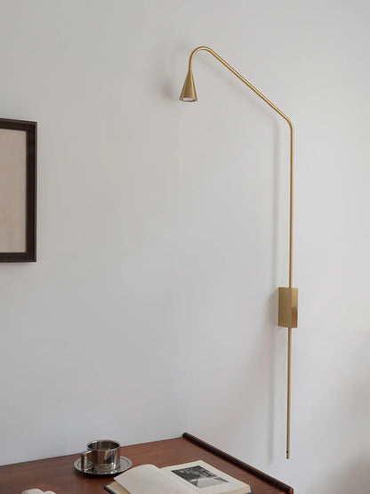 Svarna Wall Lamp