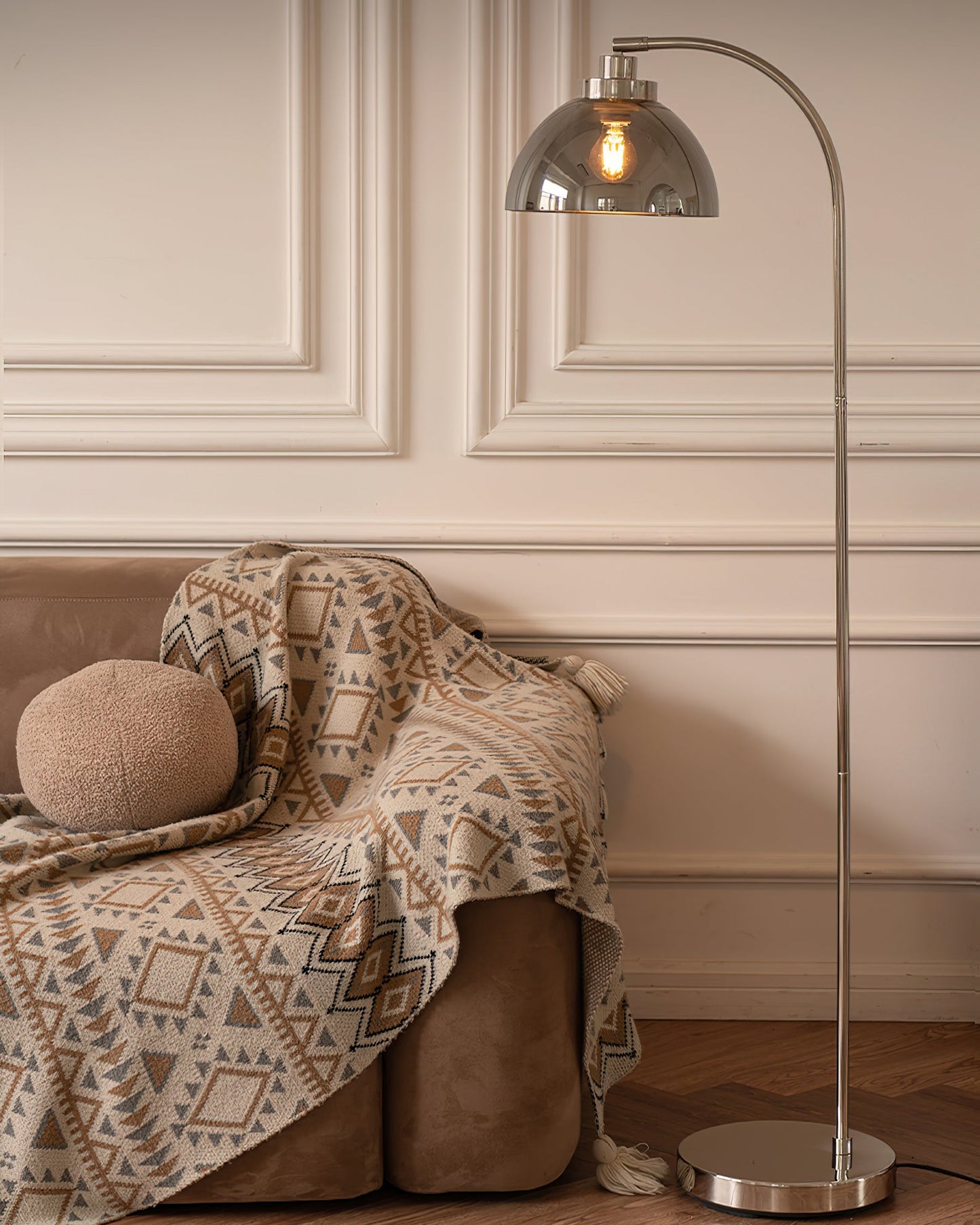 Radcliff Floor Light