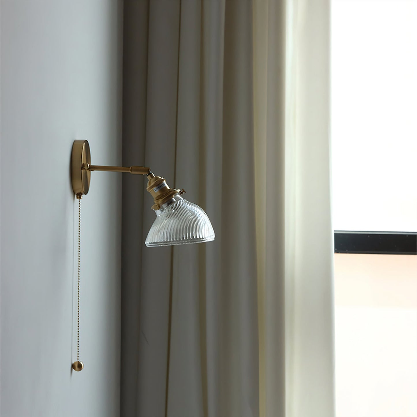 Rebell Wall Lamp