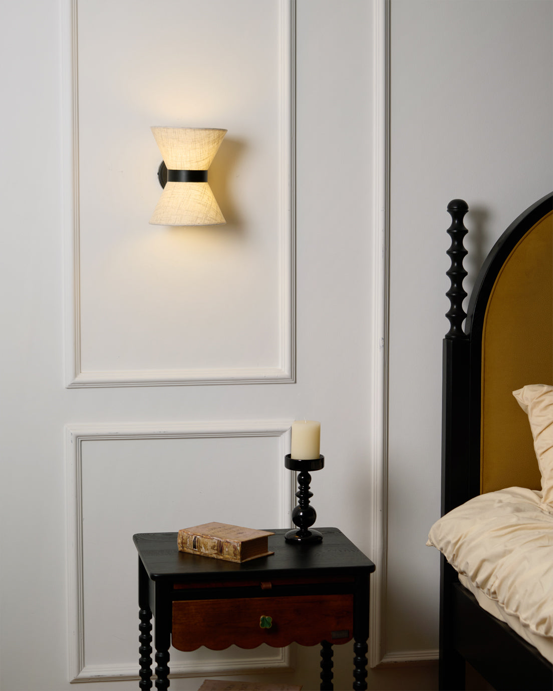 Renwick Wall Light