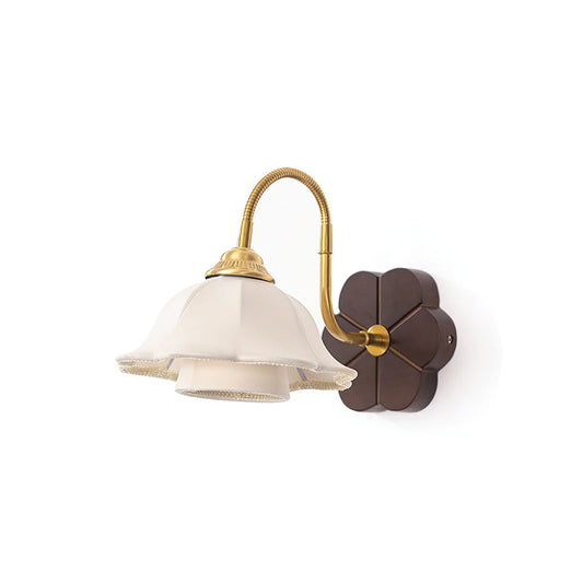 Rosette Wall Lamp