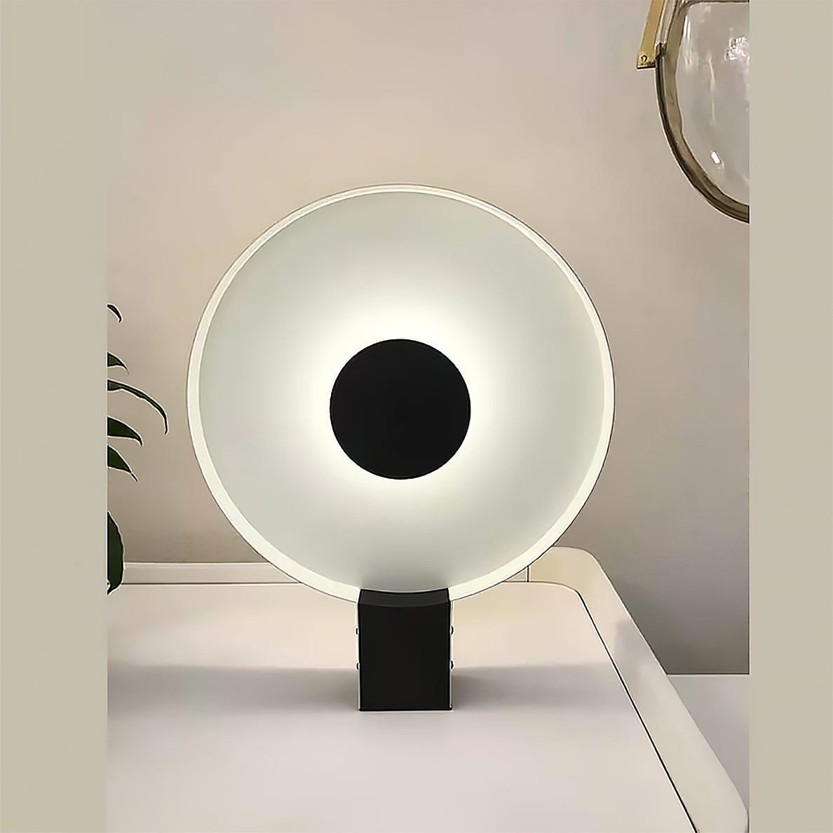 Round Flying Saucer Table Lamp