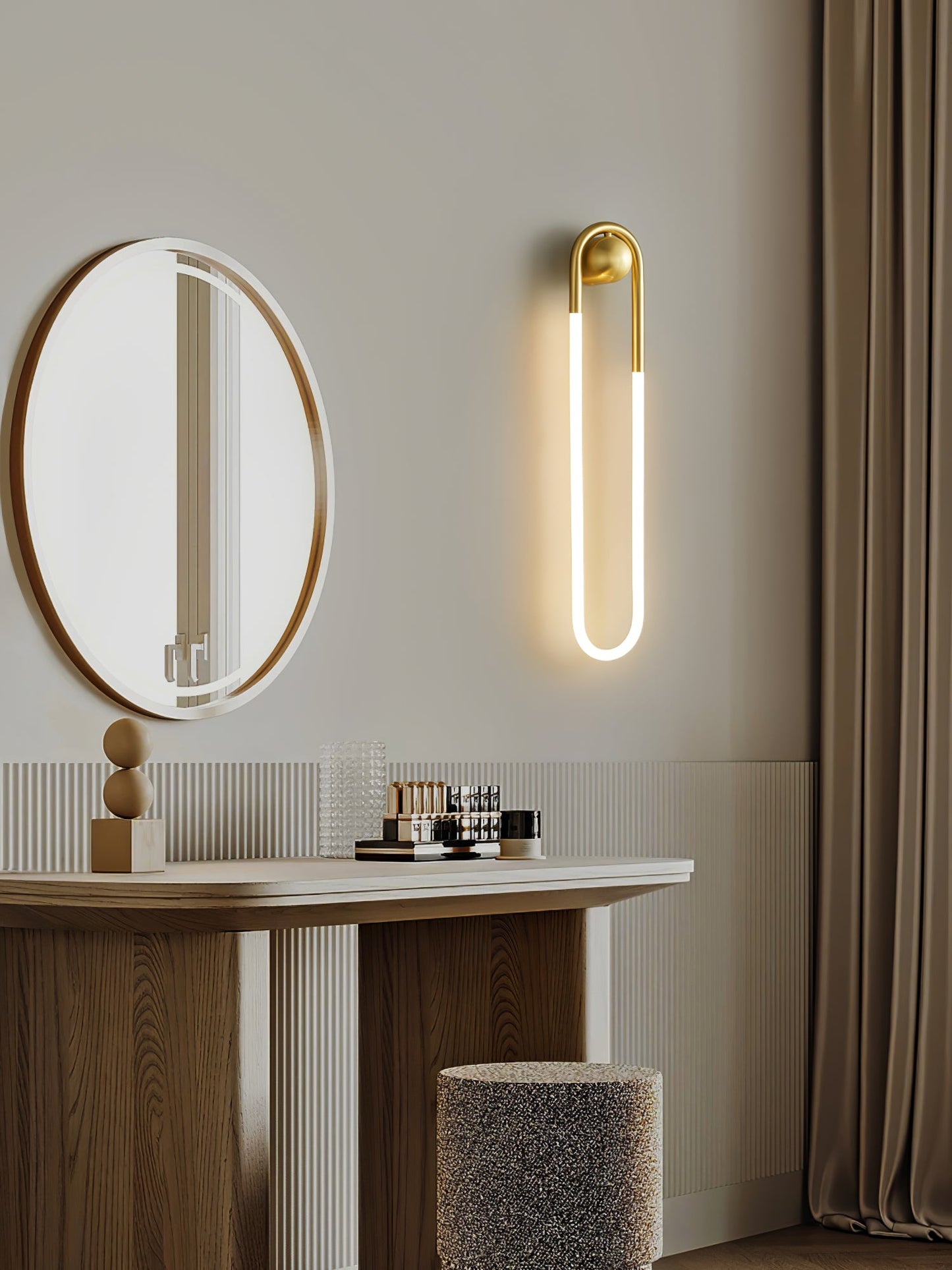 Rudi Loop Wall Lamp