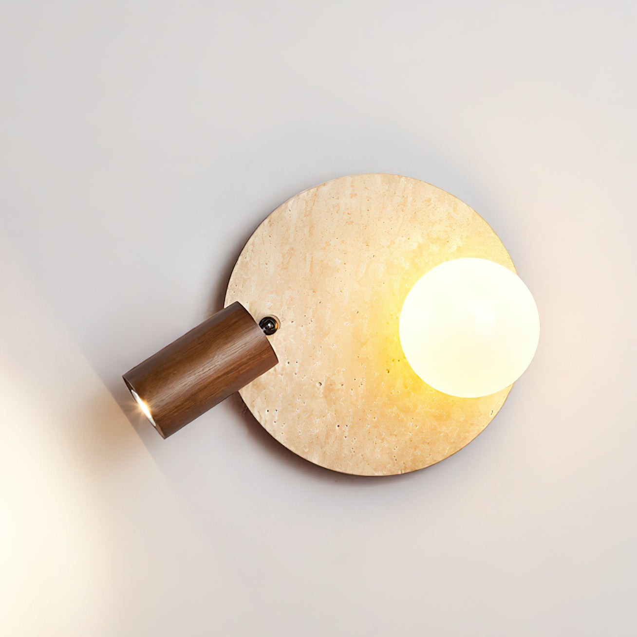 Santos Wall Lamp