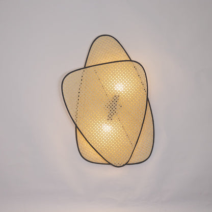Screen Cannage Wall Lamp