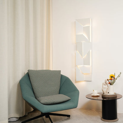 Shadows Wall Lamp