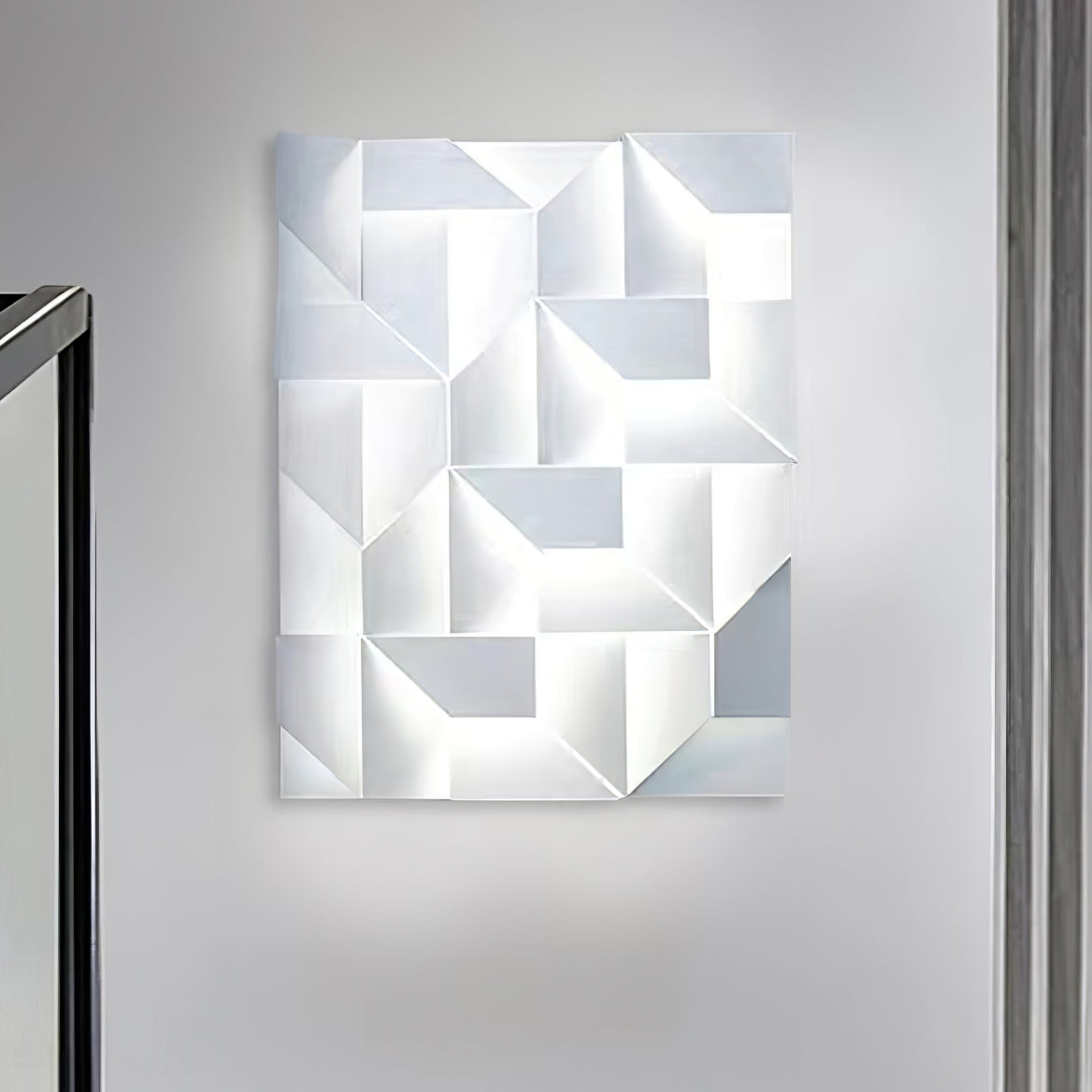 Shadows Wall Lamp