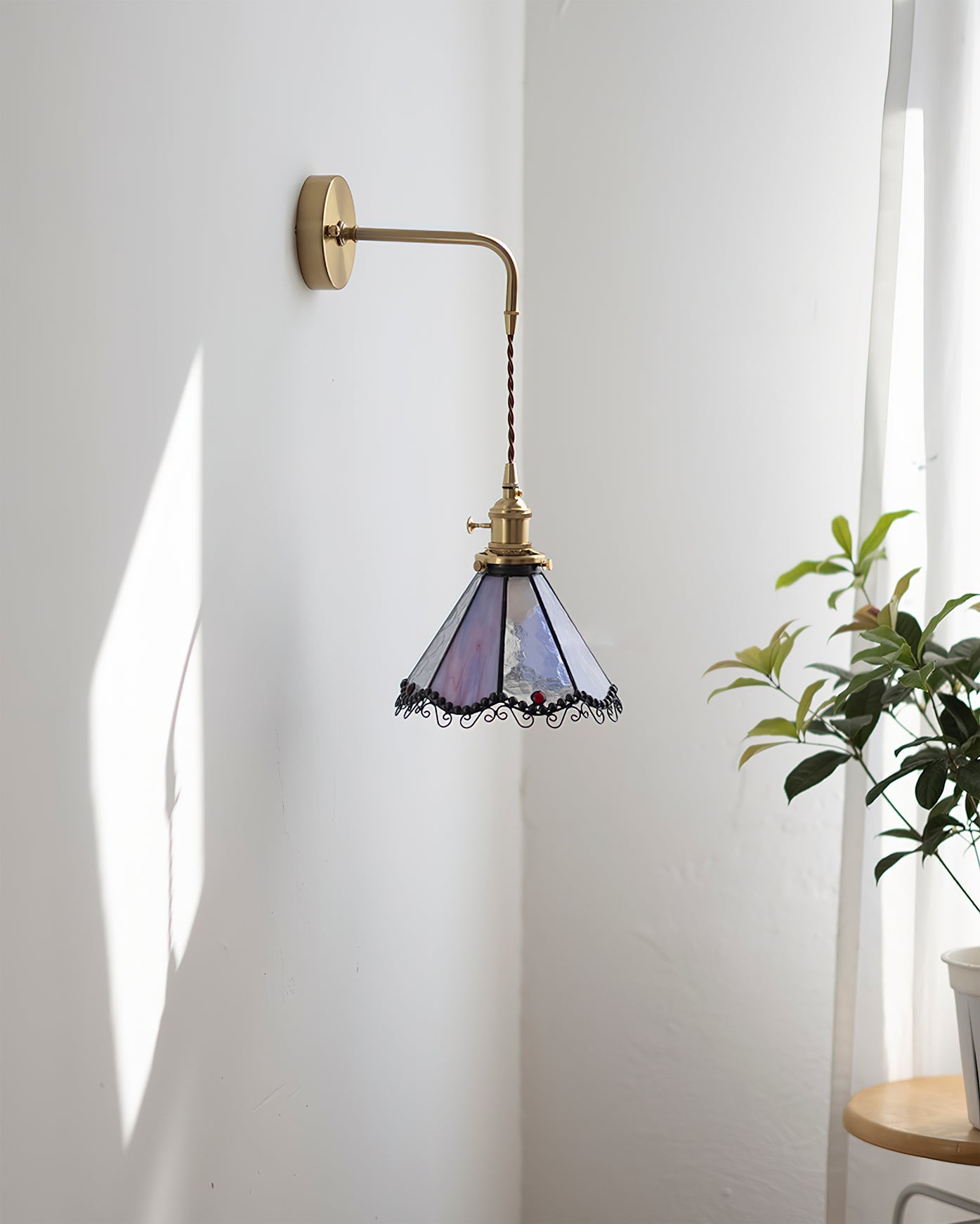 Sonoma Tiffany Wall Light