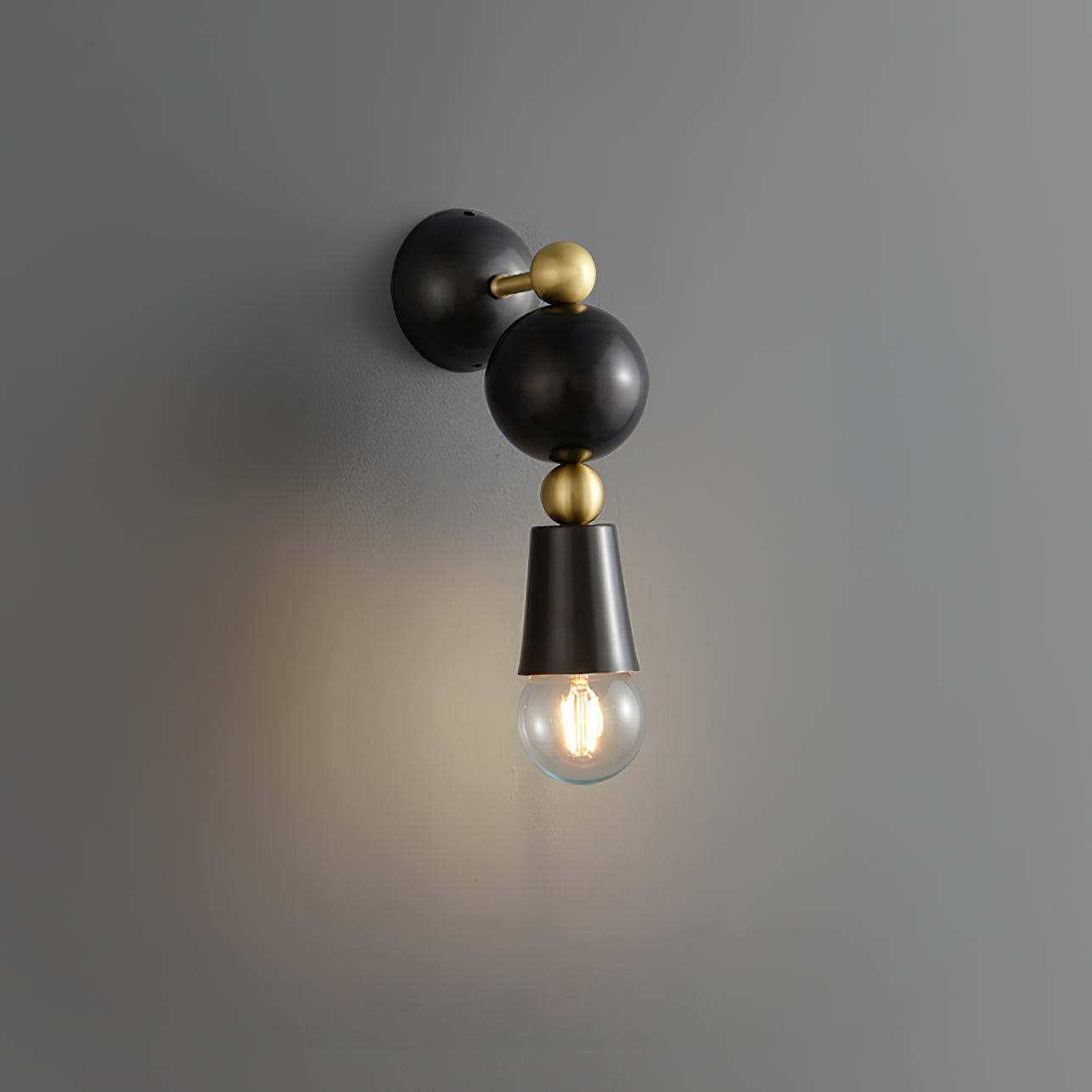 Spindle Wall Lamp