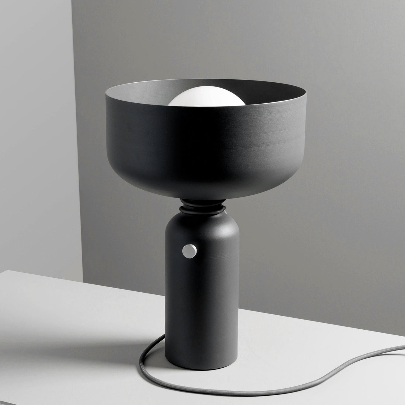Spotlight Vol Table Lamp