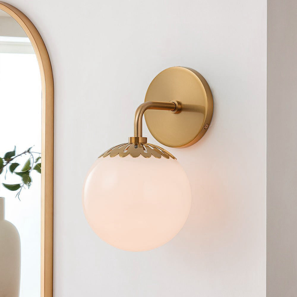 Stella Wall Light