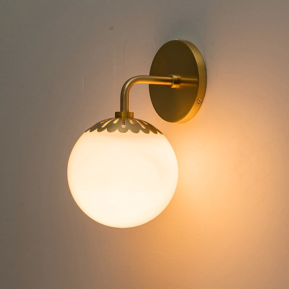 Stella Wall Light