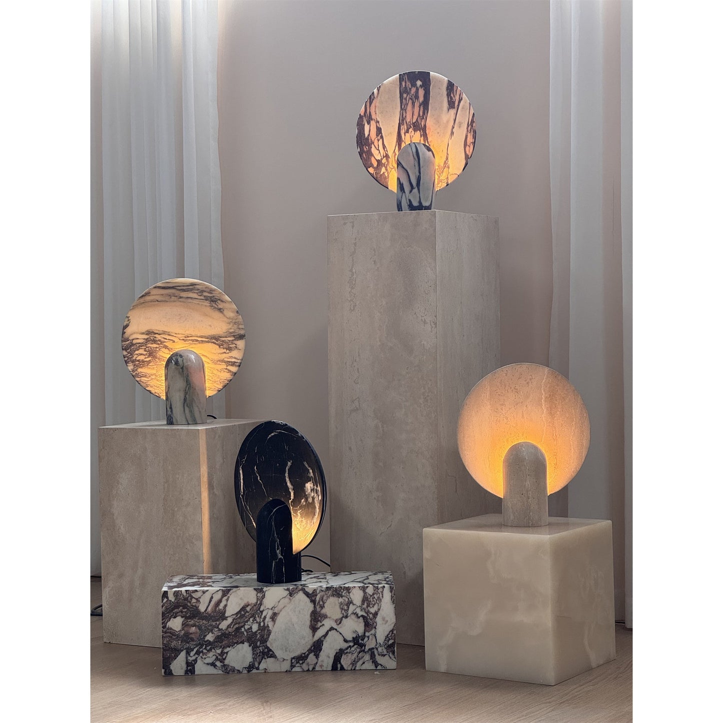 Surface Table Lamp