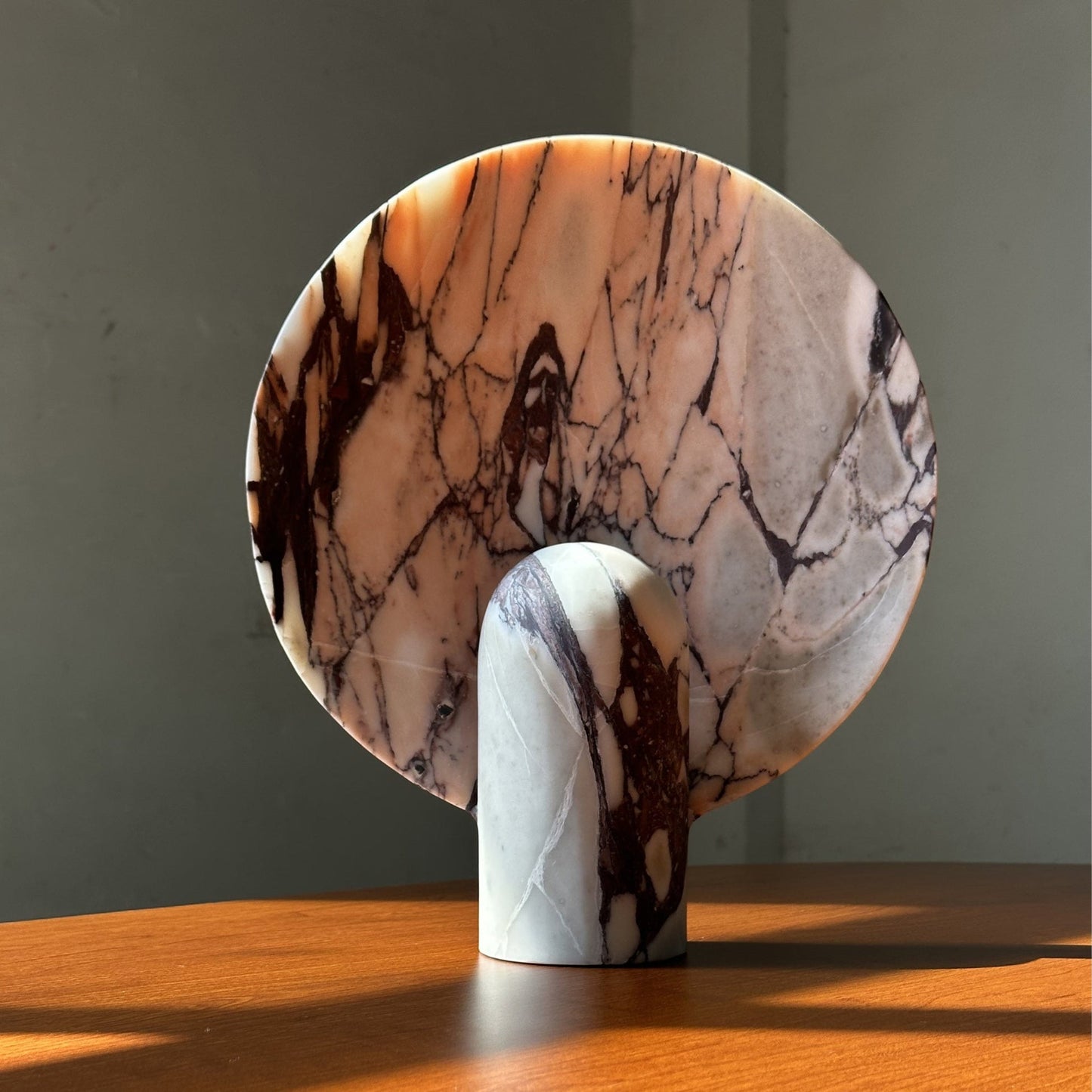 Surface Table Lamp