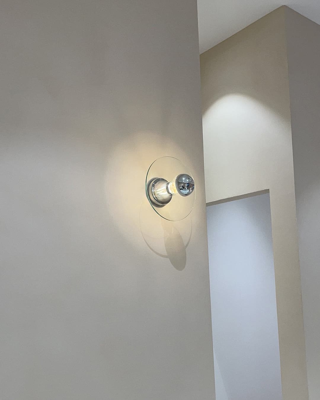 Taly Wall Lamp