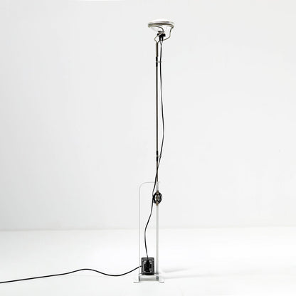 Toio Floor Lamp