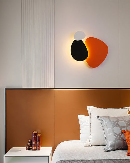 Tria Wall Lamp