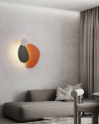 Tria Wall Lamp