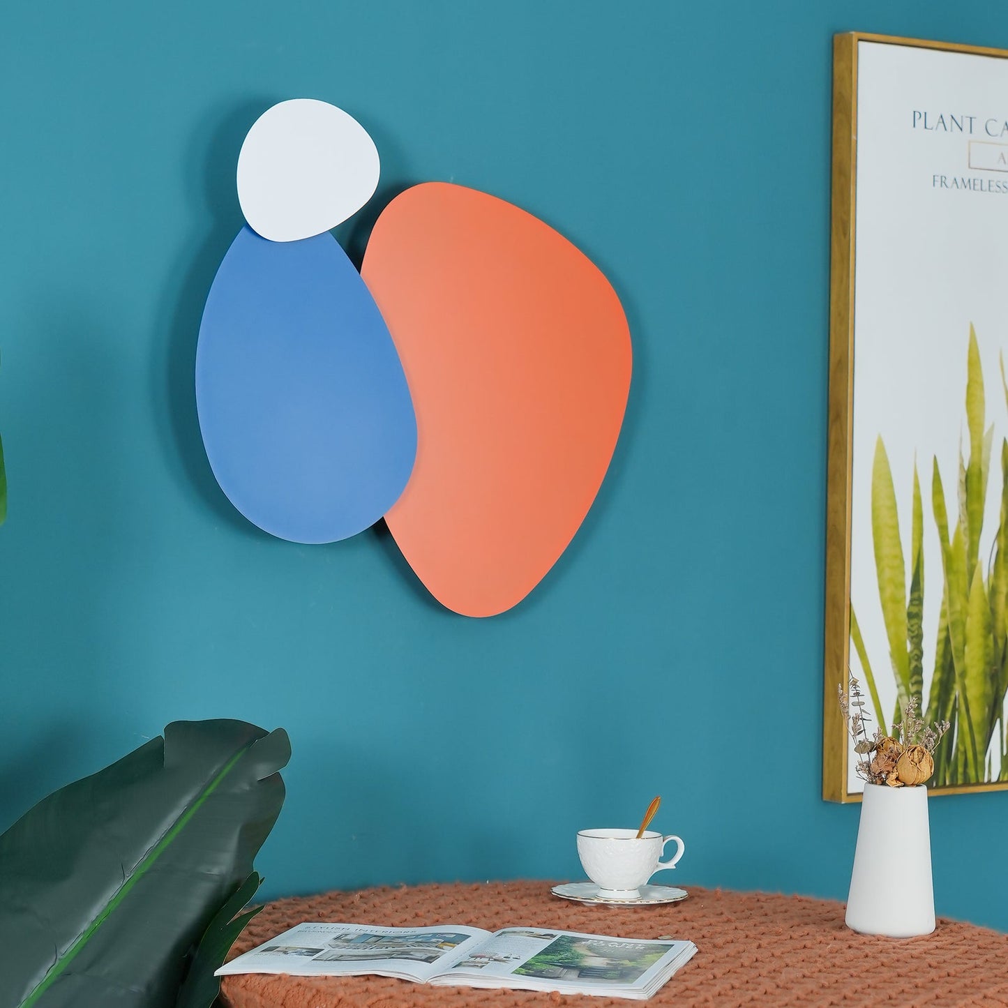 Tria Wall Lamp