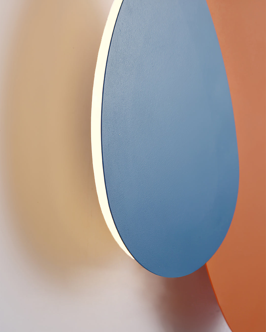 Tria Wall Lamp
