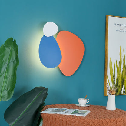 Tria Wall Lamp