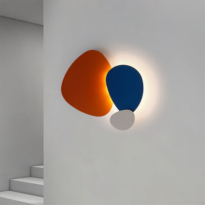 Tria Wall Lamp
