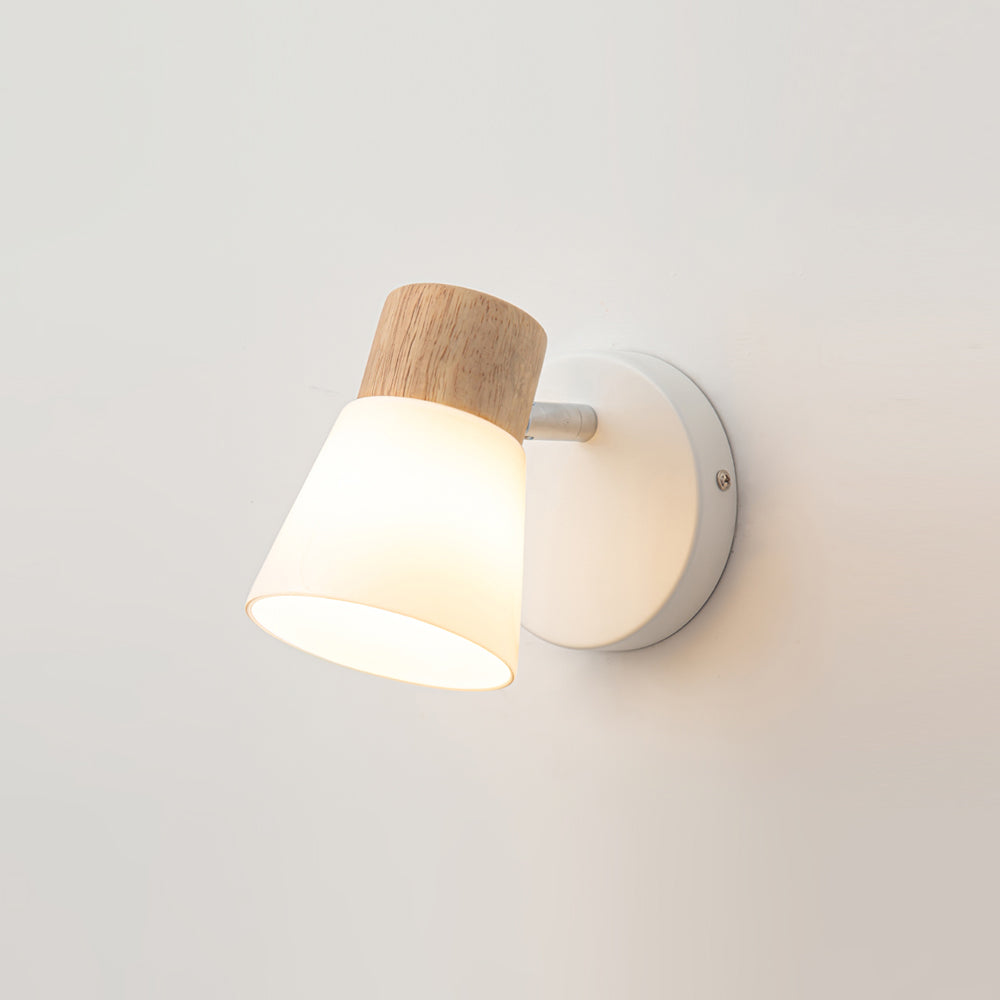 Valku Wall Lamp