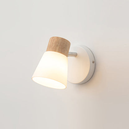 Valku Wall Lamp