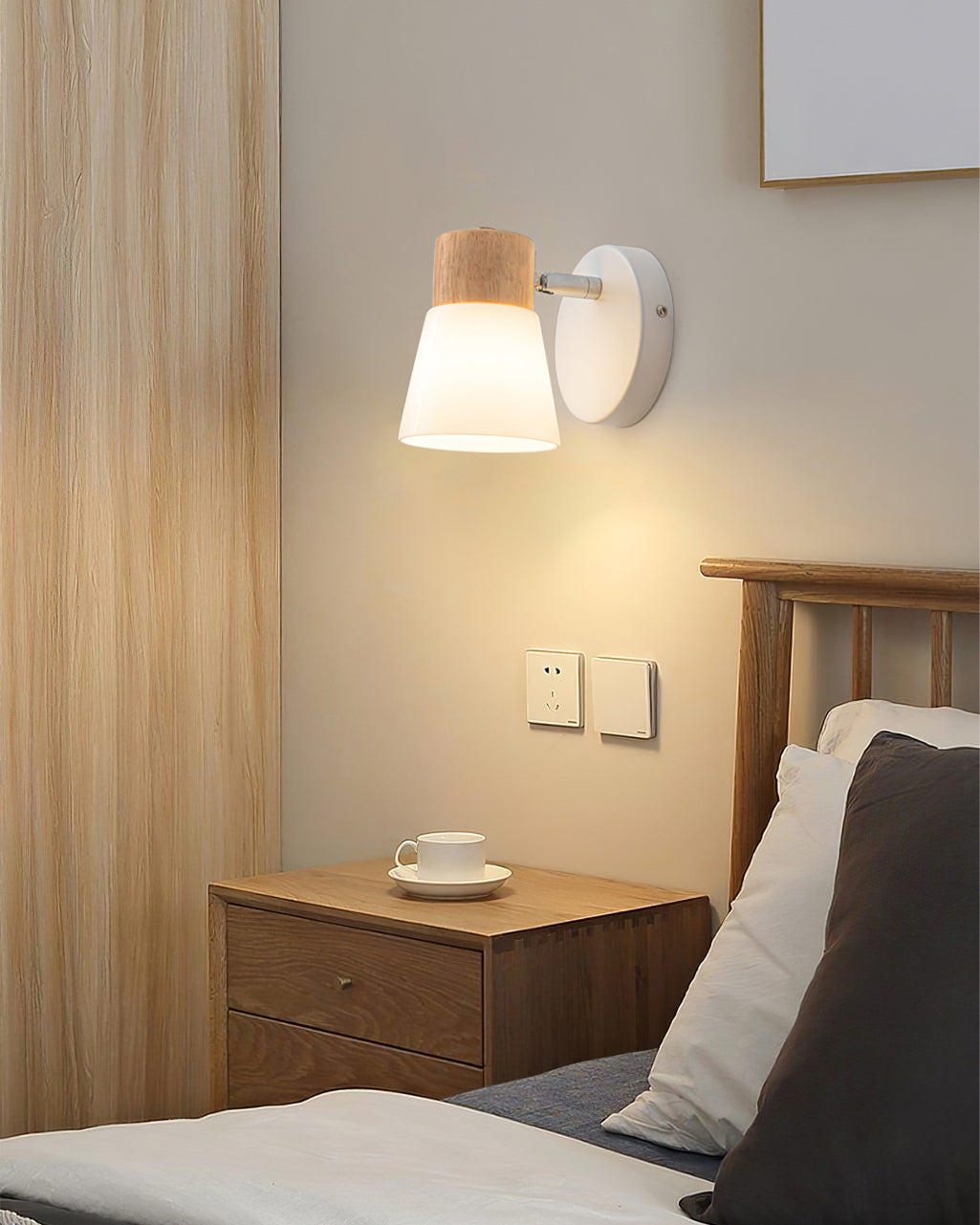 Valku Wall Lamp