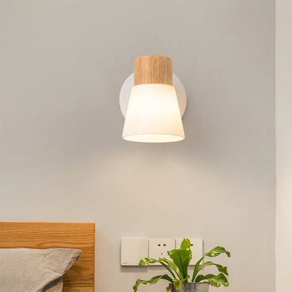 Valku Wall Lamp