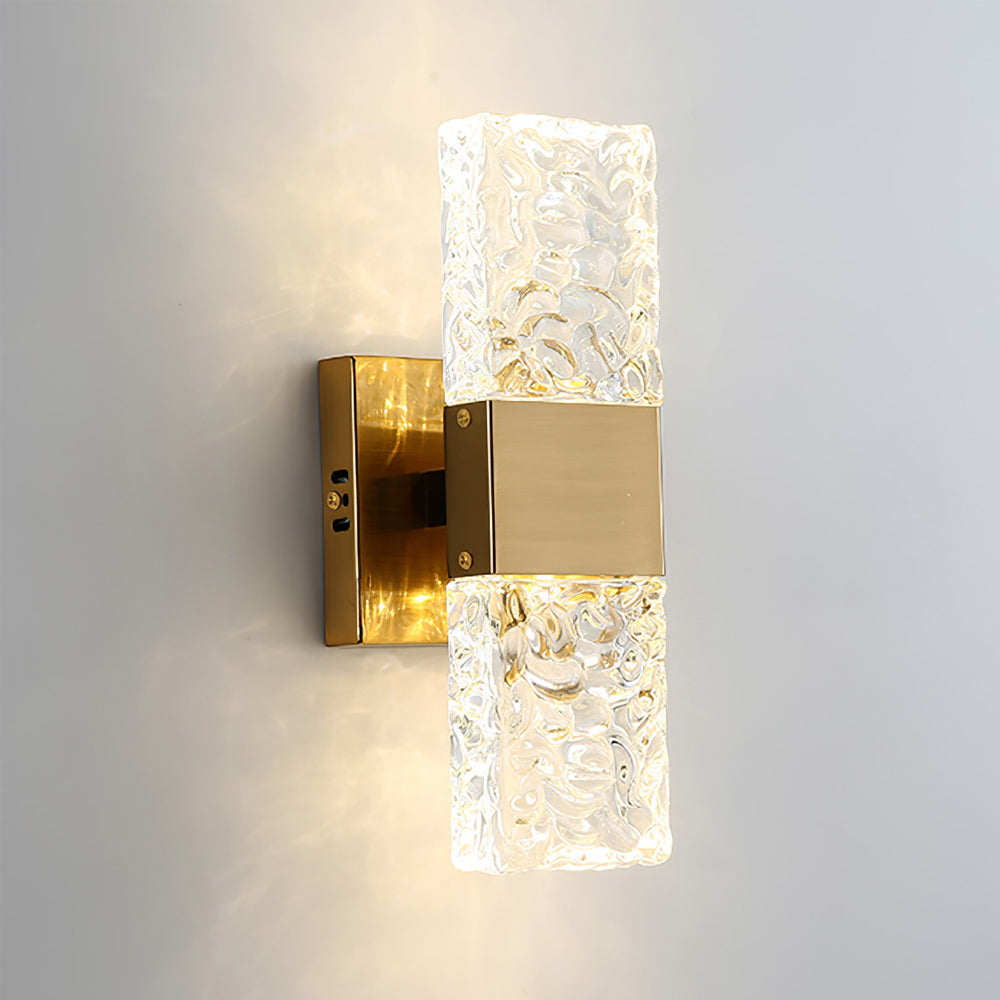 Vega Wall Lamp