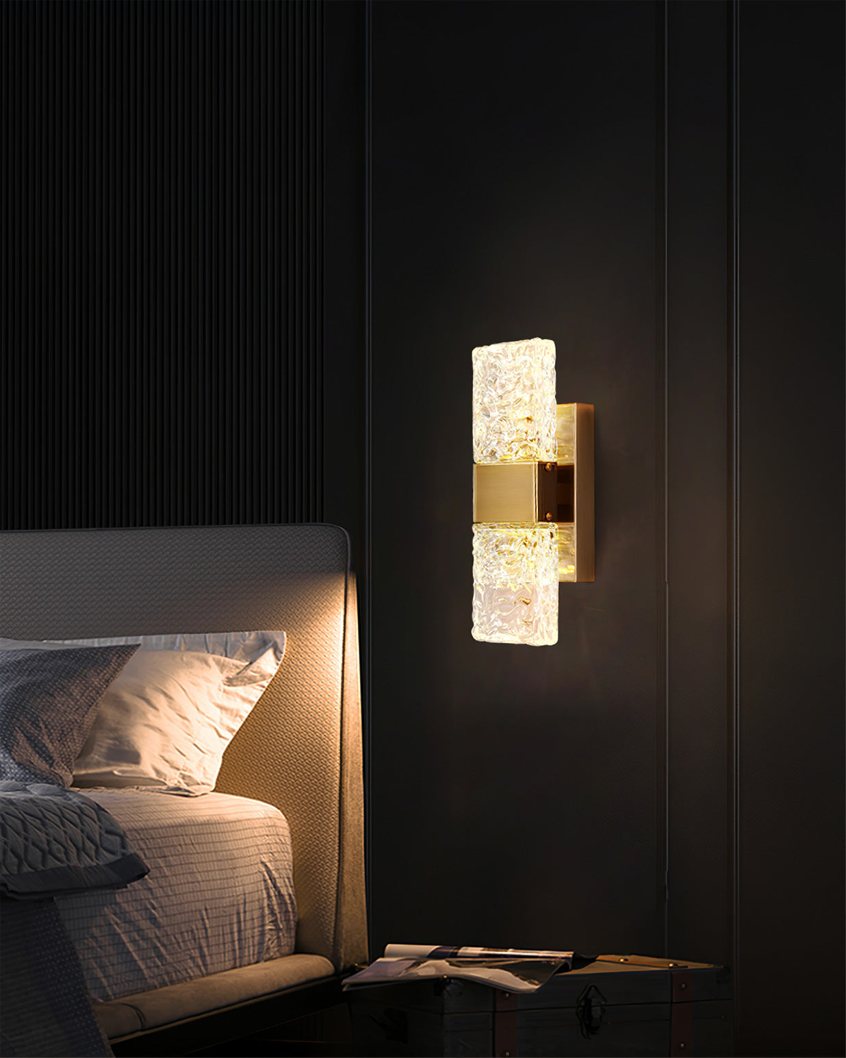 Vega Wall Lamp