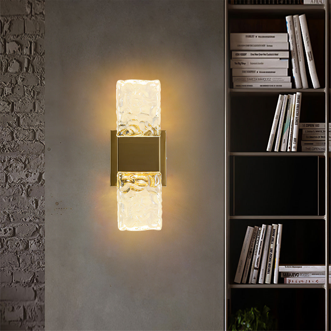 Vega Wall Lamp