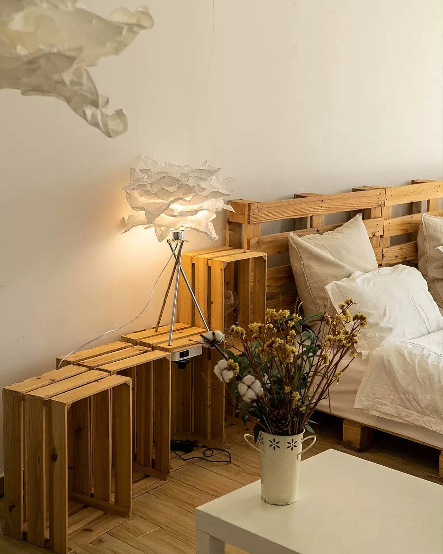 Veli Table Lamp