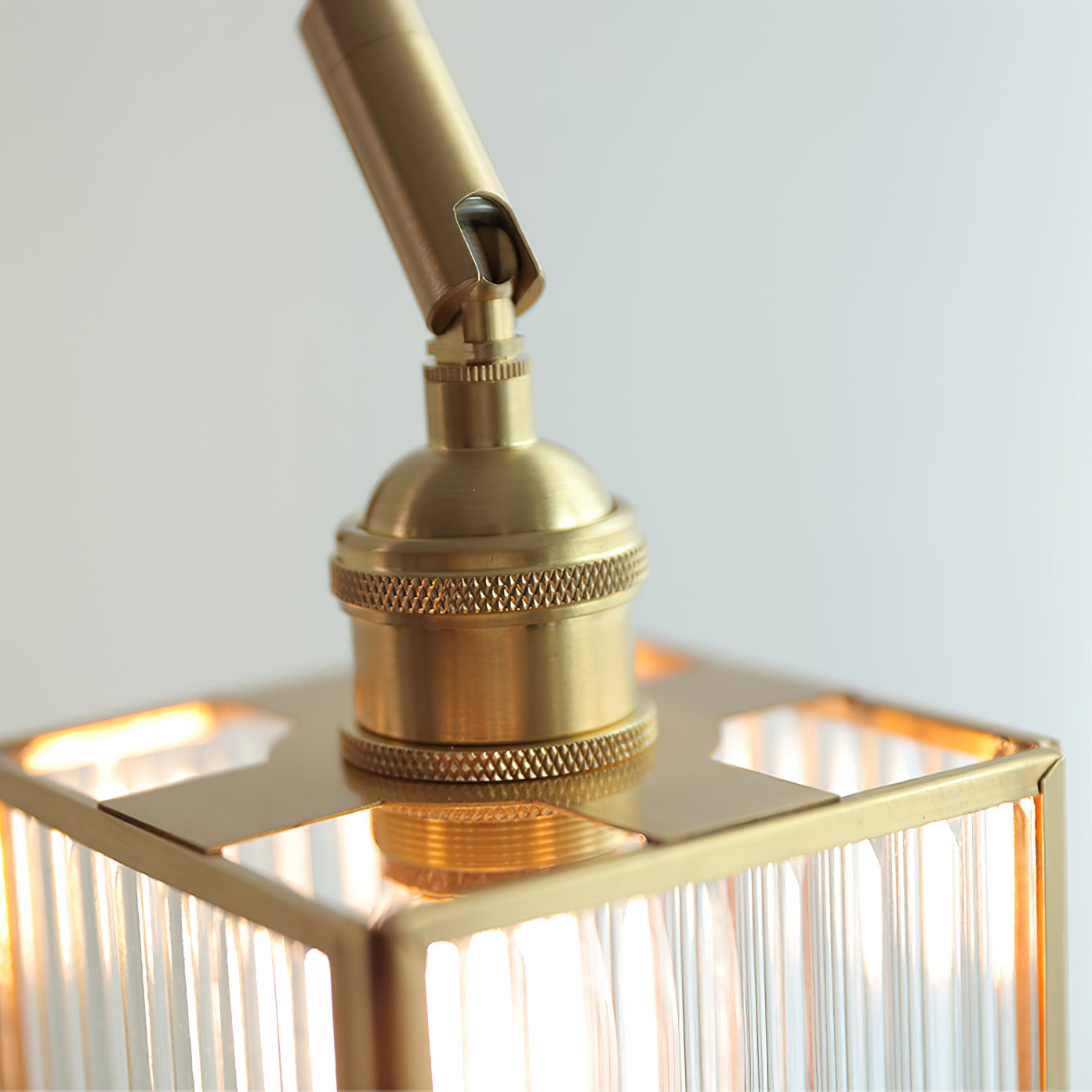 Ventes Swing Arm Plug In Wall Lamp